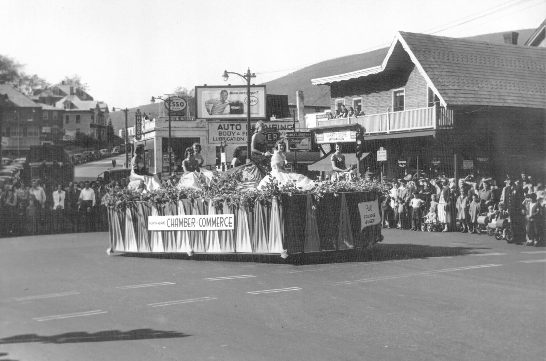1950 Fall Foliage Festival queen and six attendants.